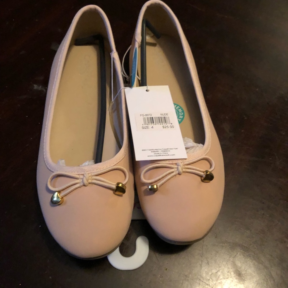 Capelli by New York Girls Flats Size 4